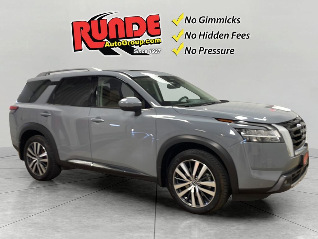 2022 Nissan Pathfinder Platinum