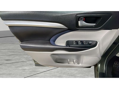 2016 Toyota Highlander XLE V6