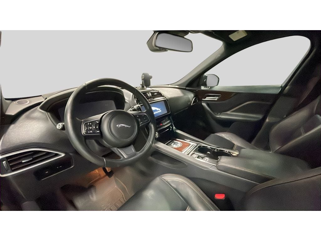 2017 Jaguar F-PACE 35t Prestige