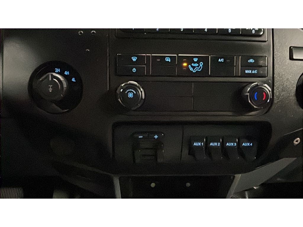 2012 Ford Super Duty F-350 SRW XL