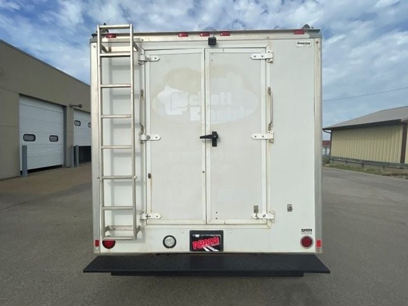 2015 Chevrolet Express Cutaway 3500 1WT