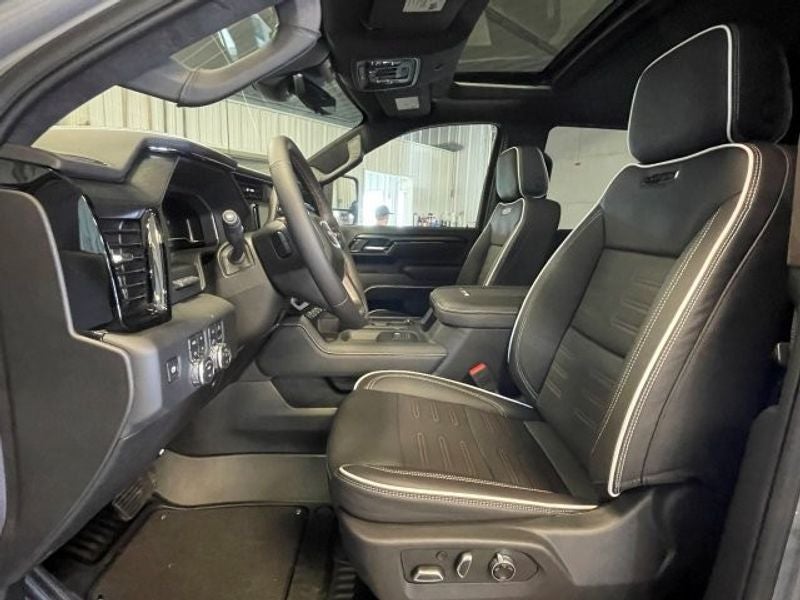 2025 GMC Sierra 2500 HD AT4X