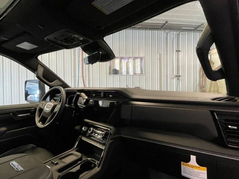2025 GMC Sierra 2500 HD AT4X