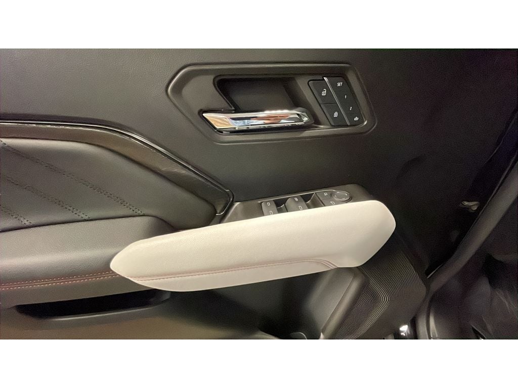 2024 GMC Canyon AT4X