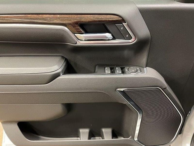 2025 GMC Sierra 1500 SLE