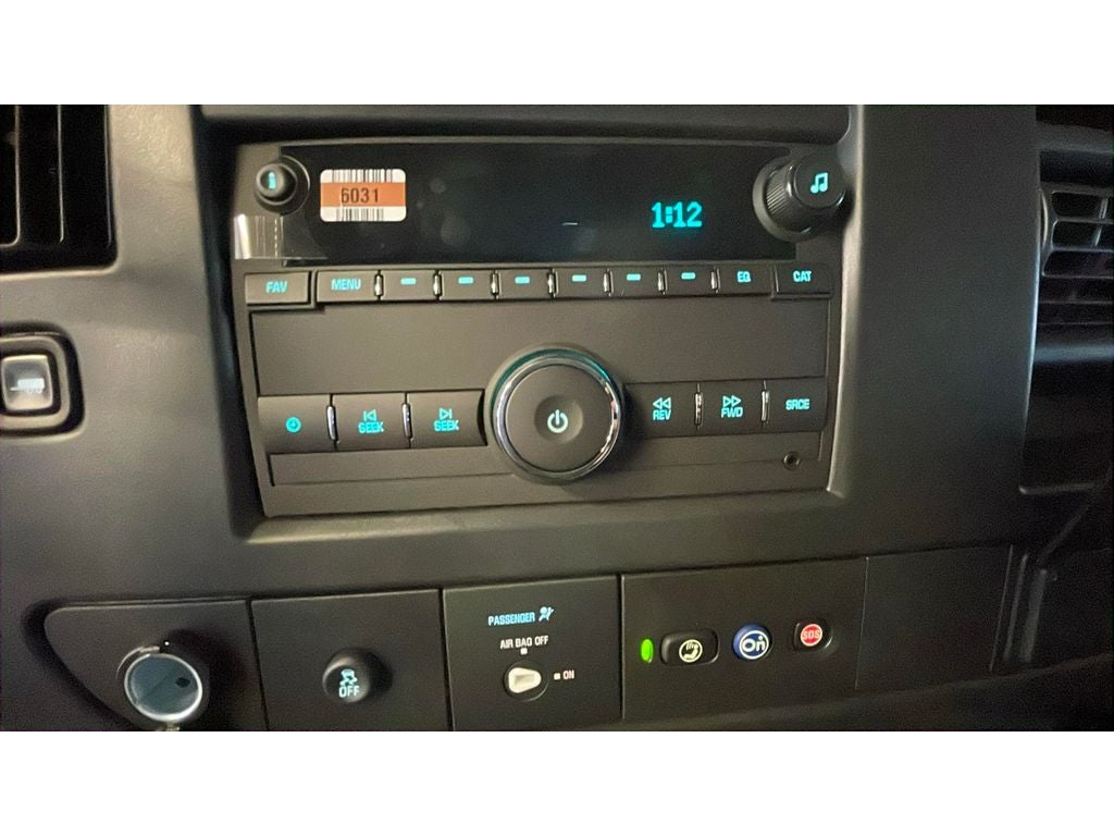 2025 GMC Savana Cargo 3500 Work Van