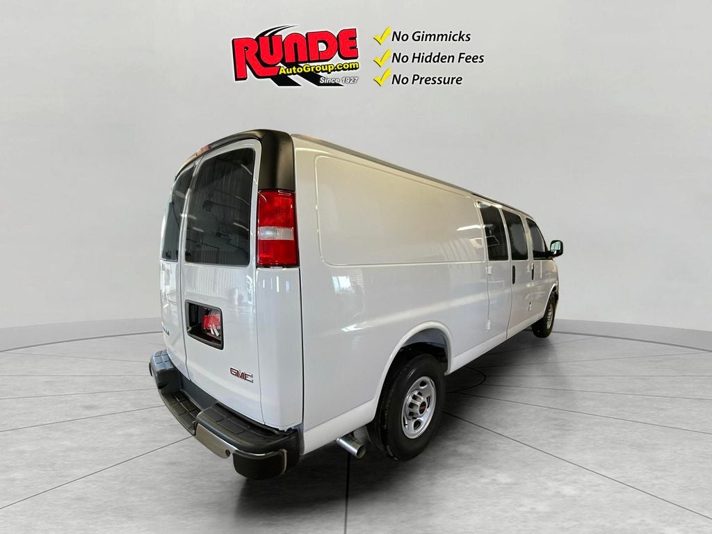2025 GMC Savana Cargo 3500 Work Van