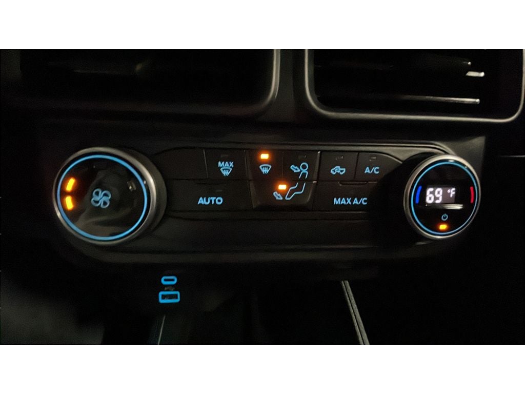 2022 Ford Maverick XL