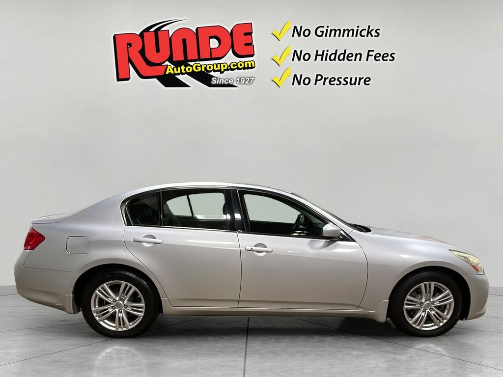 2013 INFINITI G37 Sedan x