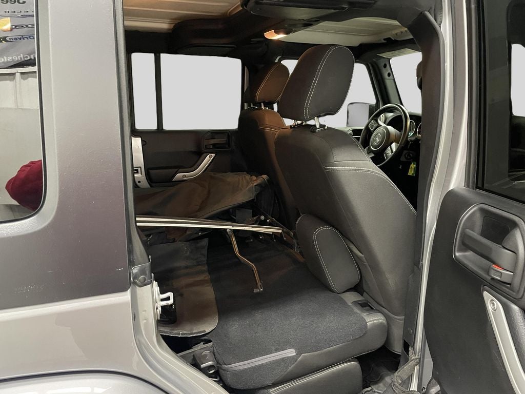 2016 Jeep Wrangler Sahara