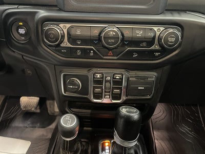 2019 Jeep Wrangler Sahara