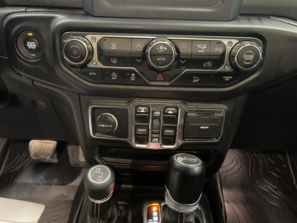 2019 Jeep Wrangler Sahara