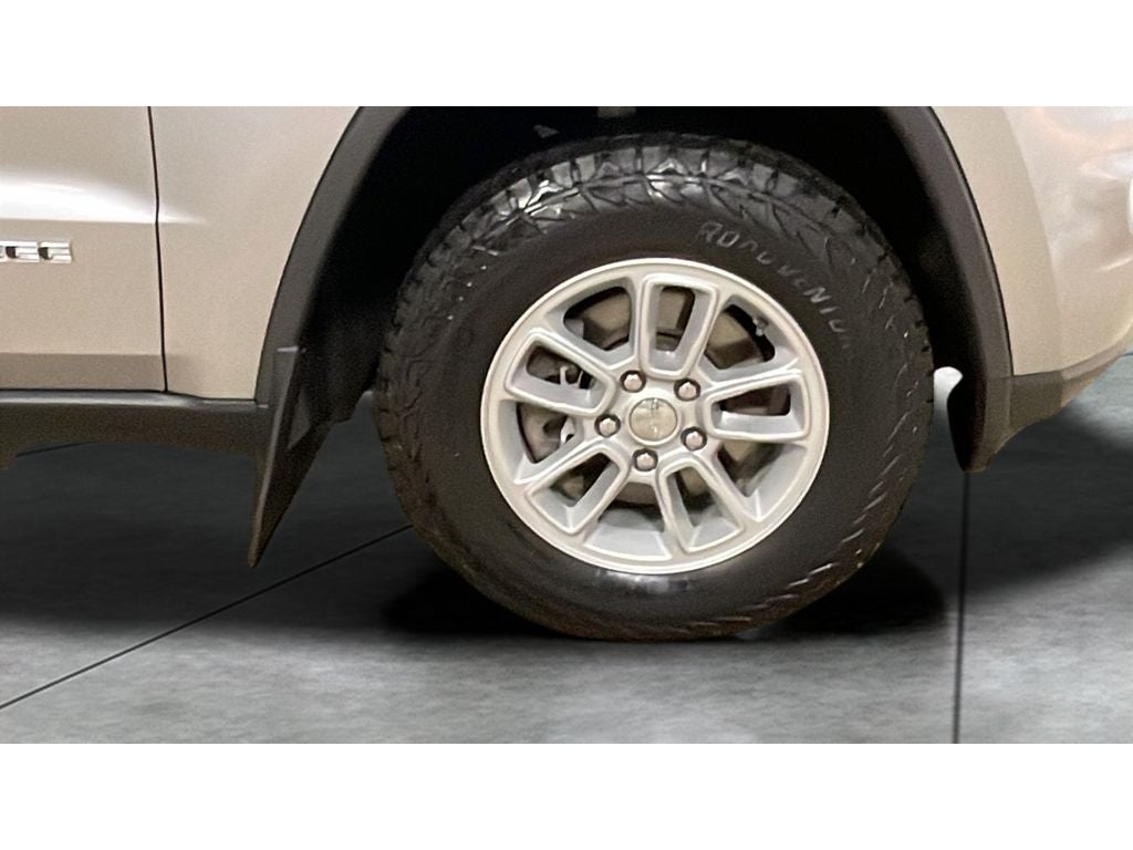 2019 Jeep Grand Cherokee Laredo E