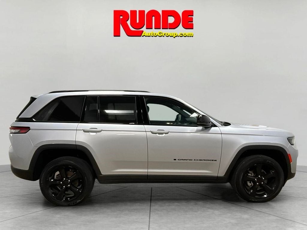 2024 Jeep Grand Cherokee Altitude