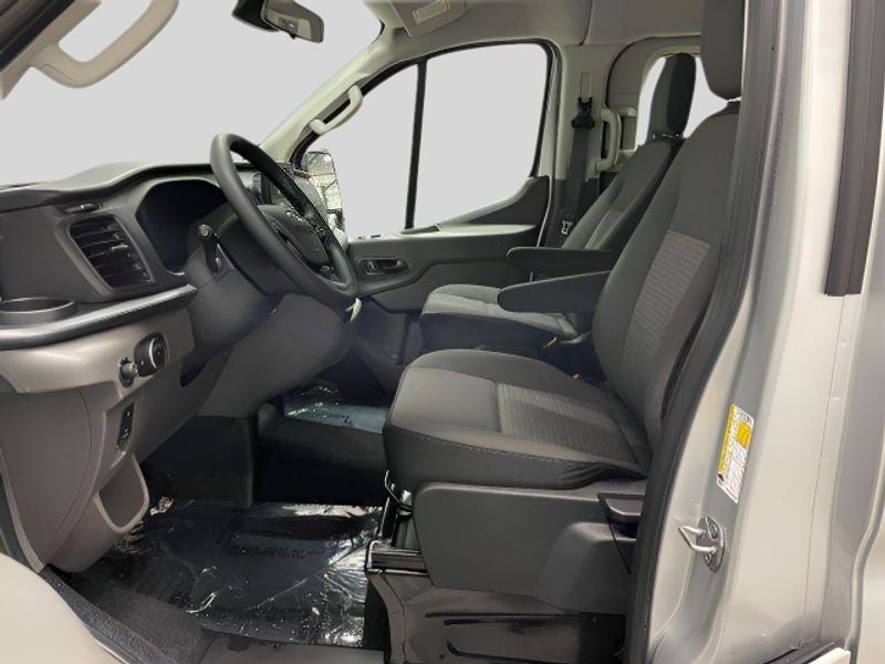 2024 Ford Transit Wagon XL