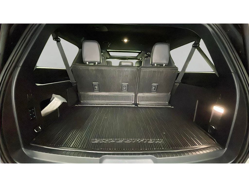 2022 Ford Expedition MAX Platinum