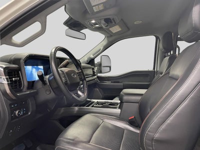2023 Ford F-350 LARIAT