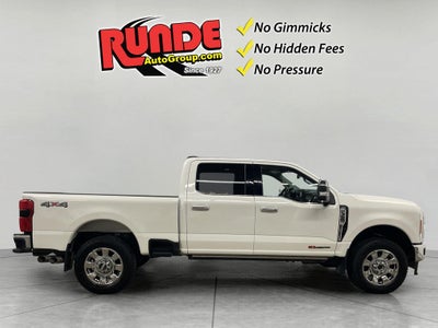 2023 Ford F-350 LARIAT