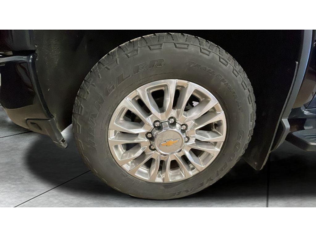 2023 Chevrolet Silverado High Country