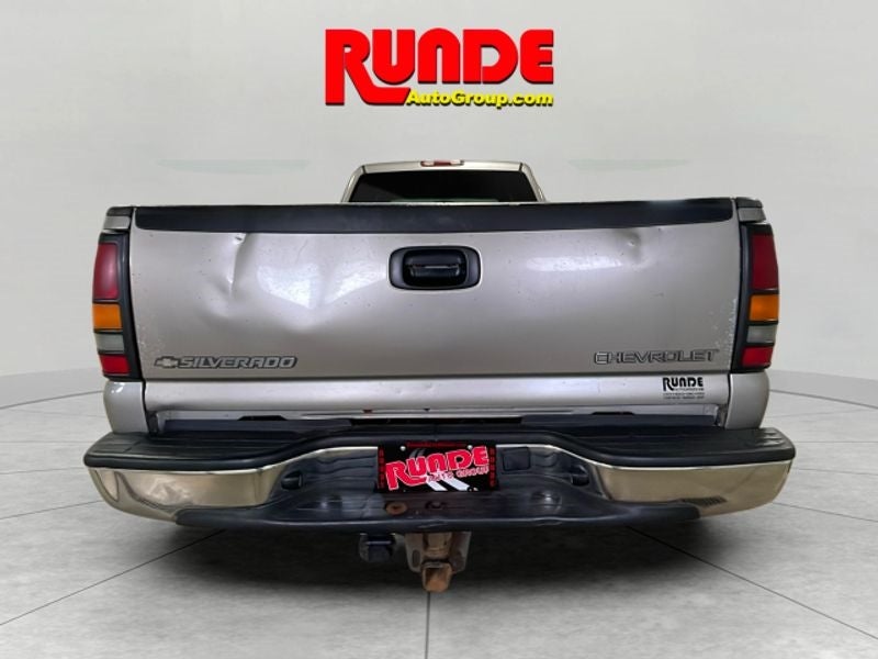 2002 Chevrolet Silverado LS