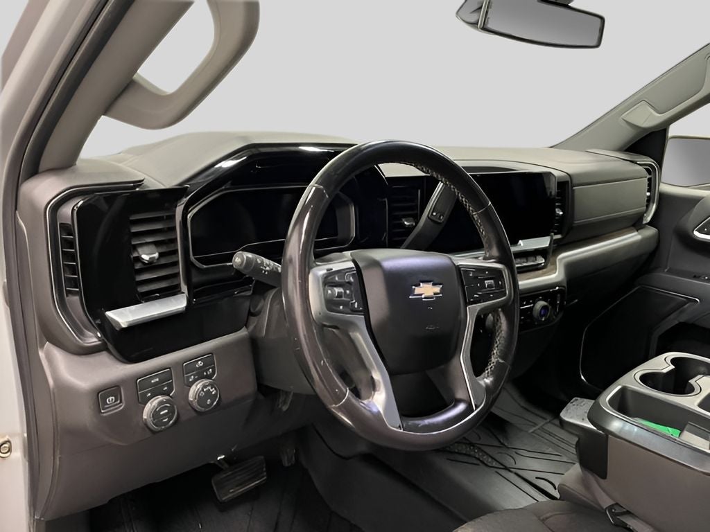 2022 Chevrolet Silverado LT