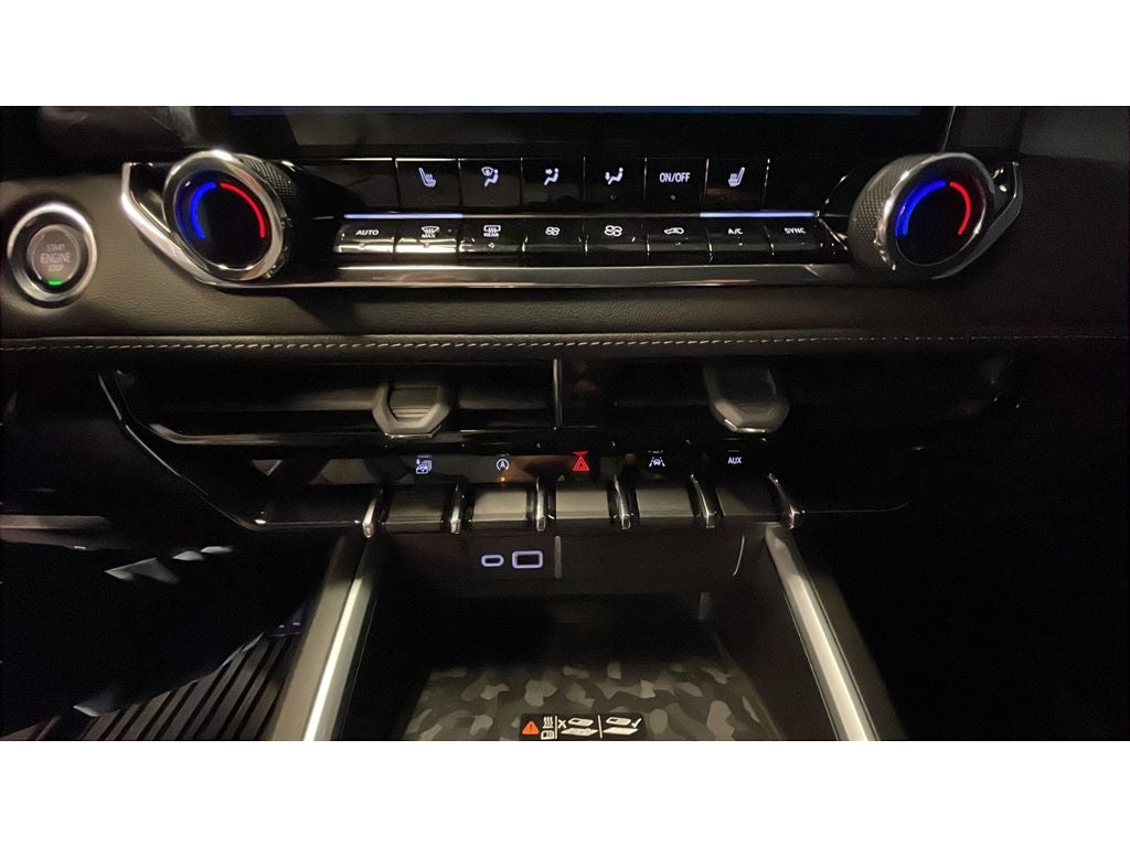 2024 Chevrolet Colorado 4WD LT