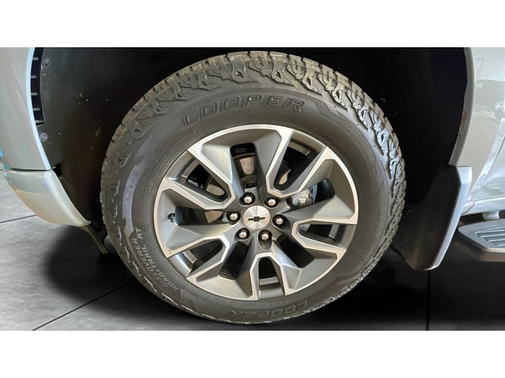 2024 Chevrolet Silverado RST