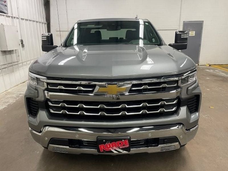 2024 Chevrolet Silverado LTZ