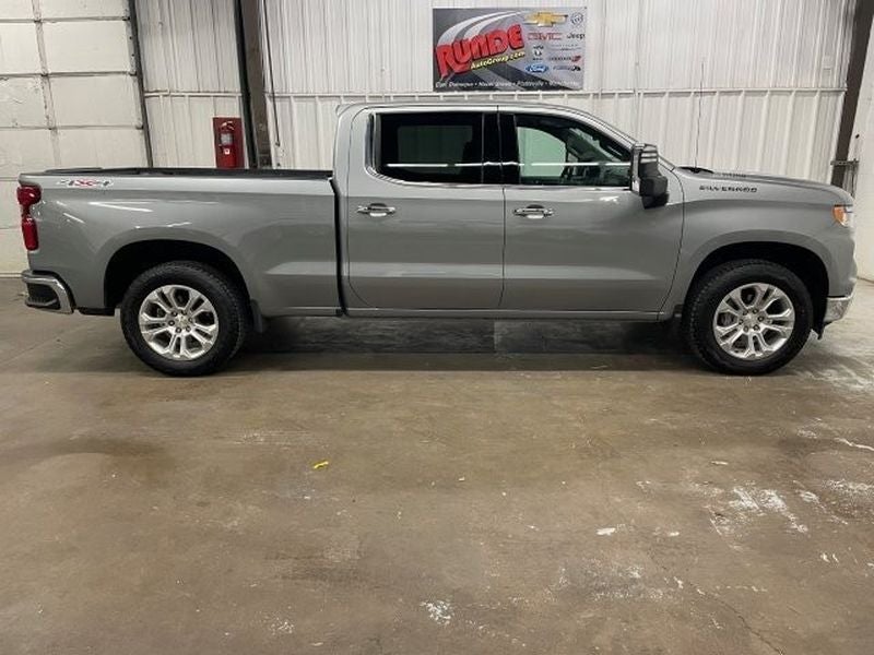 2024 Chevrolet Silverado LTZ