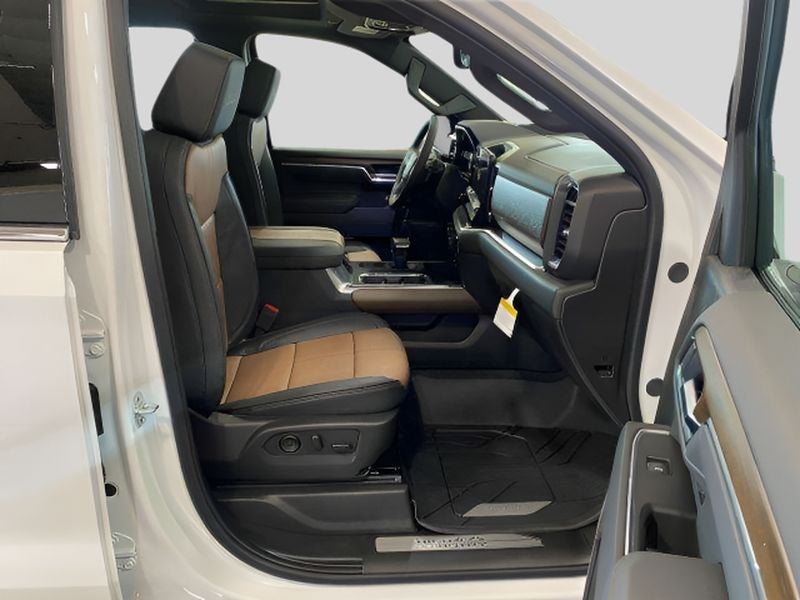 2025 Chevrolet Silverado High Country