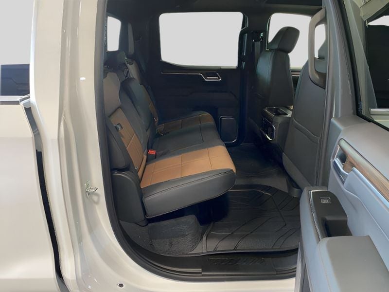 2025 Chevrolet Silverado High Country