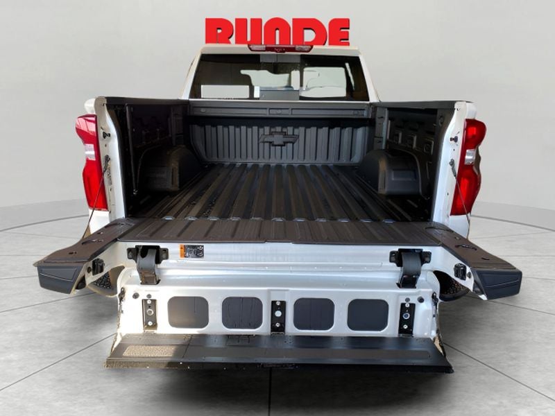 2025 Chevrolet Silverado High Country