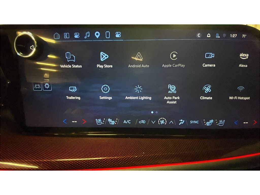 2025 Chevrolet Traverse AWD RS
