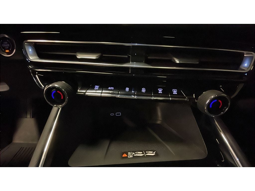 2025 Chevrolet Traverse AWD RS