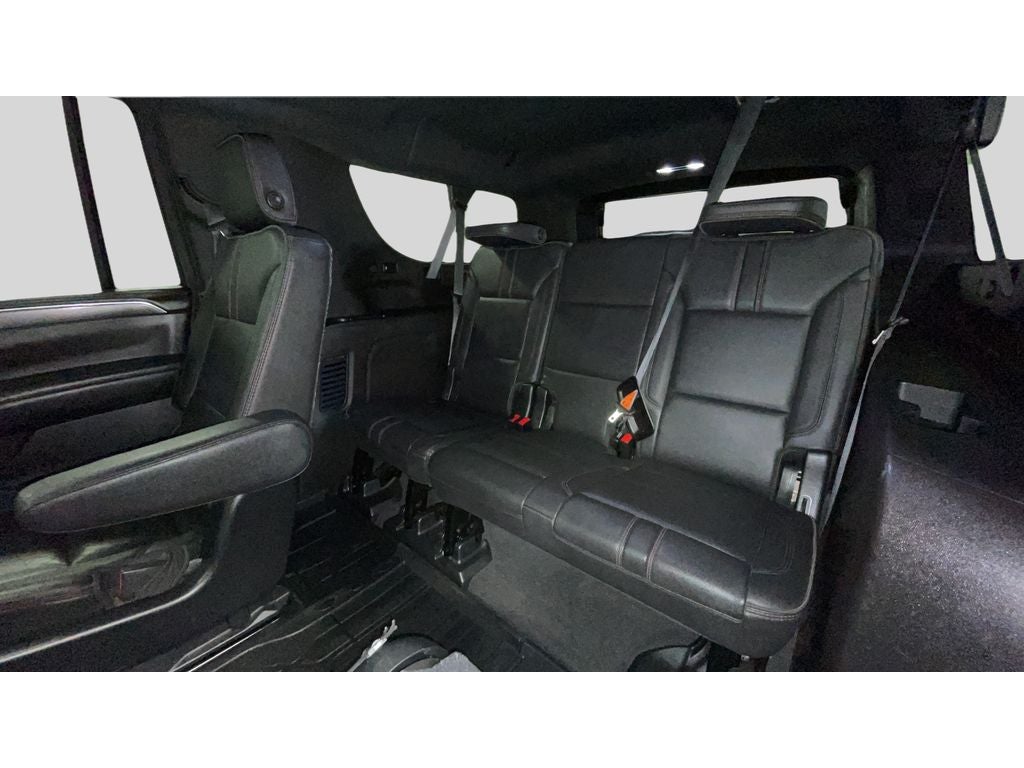 2021 Chevrolet Suburban RST