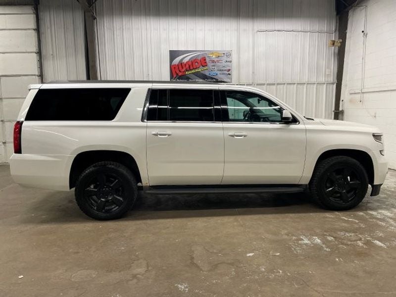 2016 Chevrolet Suburban LT