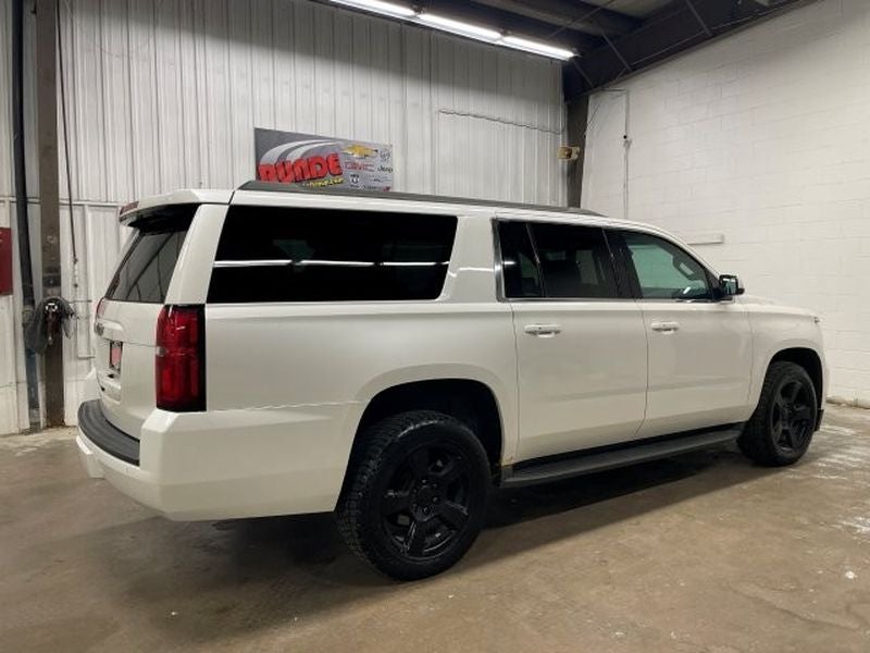 2016 Chevrolet Suburban LT