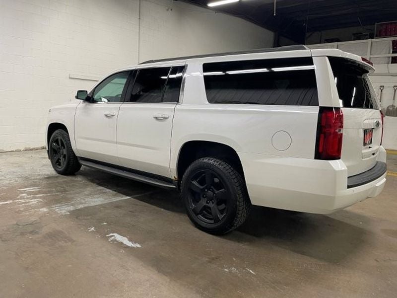 2016 Chevrolet Suburban LT