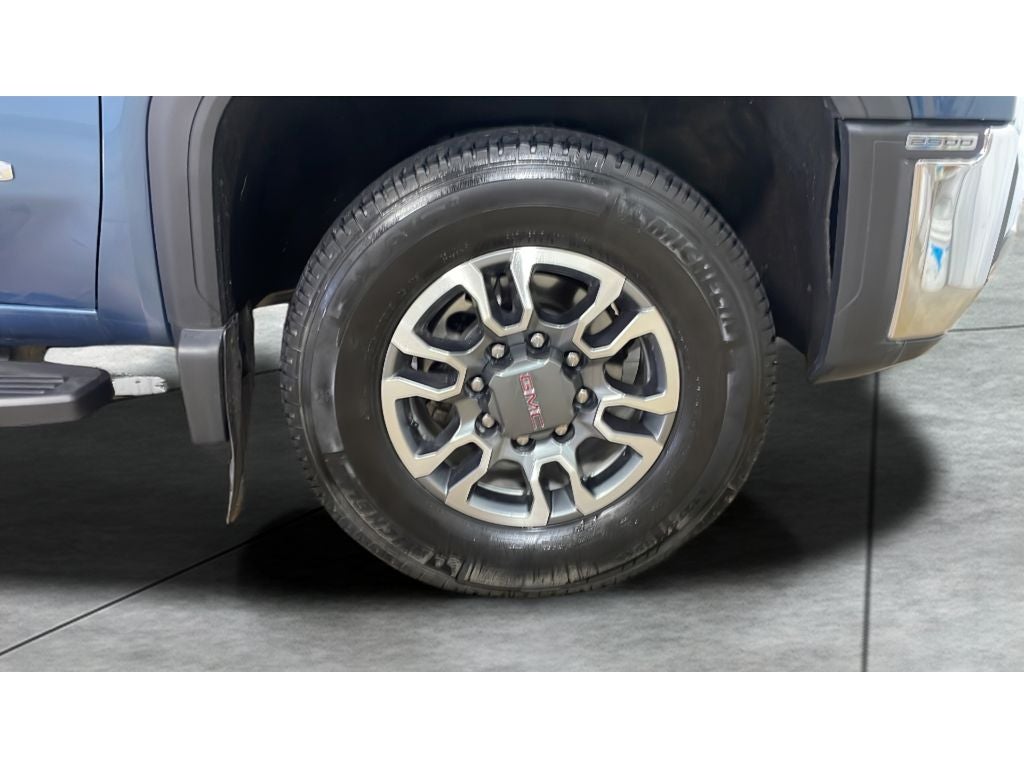 2024 GMC Sierra SLT