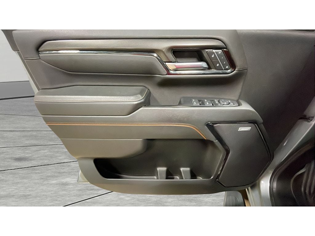 2024 GMC Sierra AT4