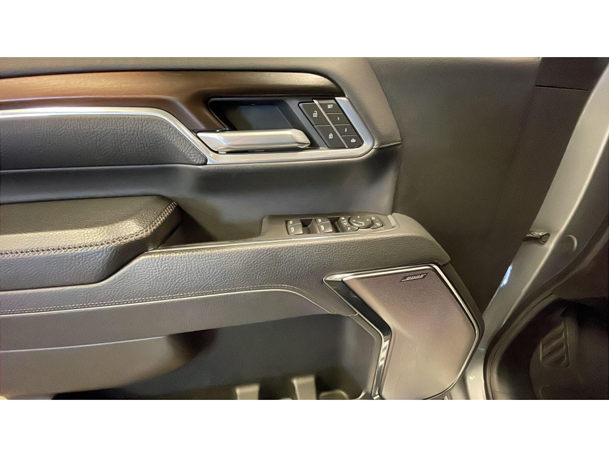 2025 GMC Sierra Denali