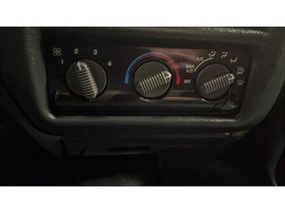 2001 GMC Sonoma SLS w/1SG Pkg