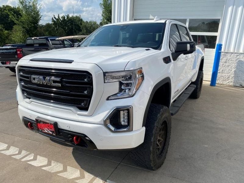 2021 GMC Sierra AT4