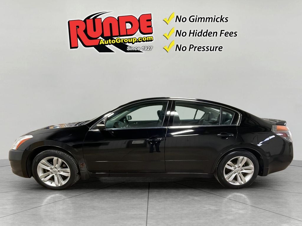 Used 2012 Nissan Altima SR with VIN 1N4BL2AP8CN418424 for sale in Platteville, WI