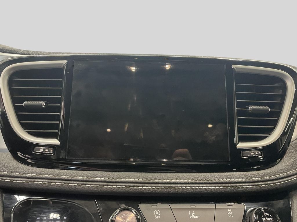 2022 Chrysler Pacifica Touring