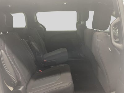 2023 Chrysler Pacifica Touring