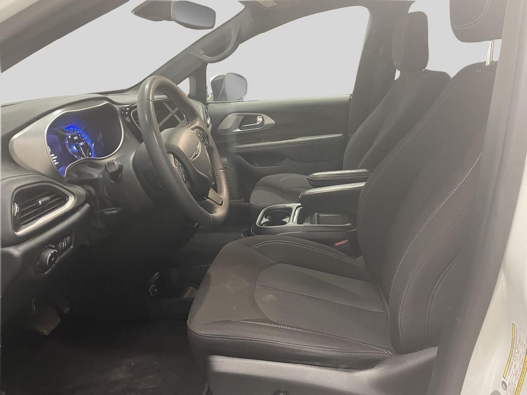 2023 Chrysler Pacifica Touring