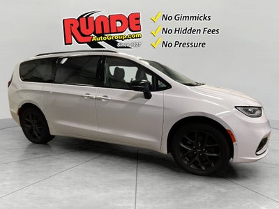 2024 Chrysler Pacifica Limited