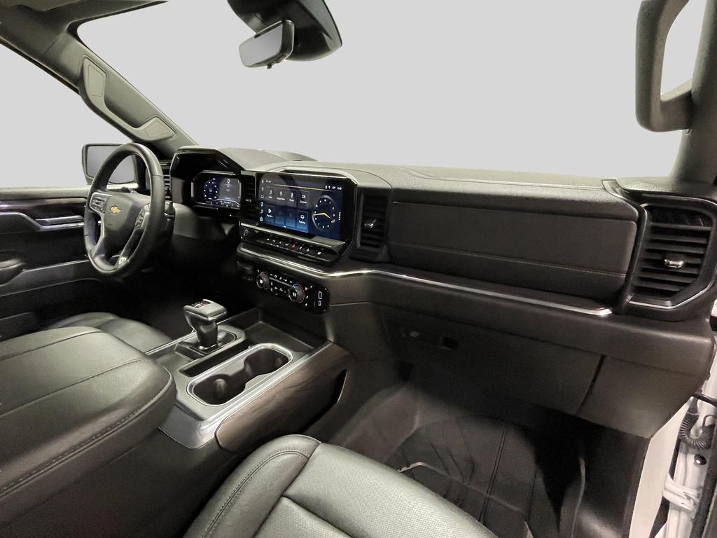 2025 Chevrolet Silverado LTZ