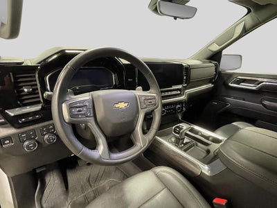 2025 Chevrolet Silverado LTZ